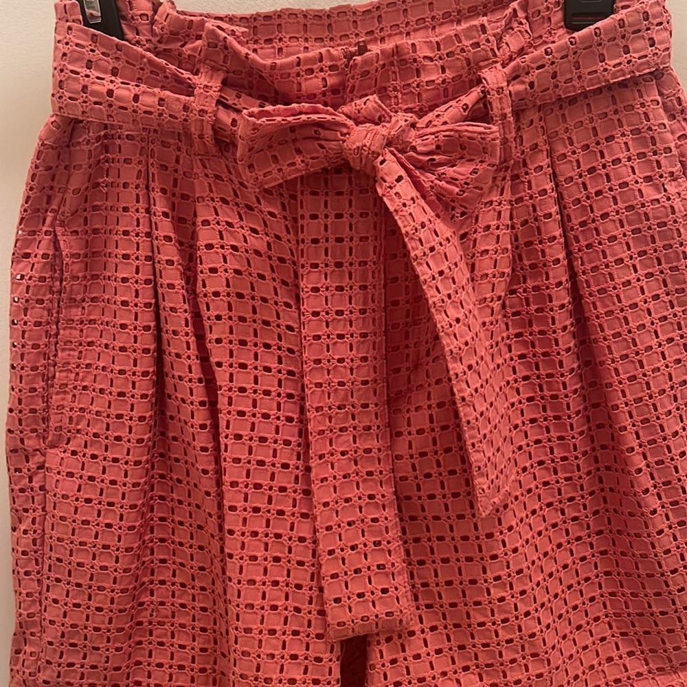 Target - Short - Picture 3 of 4
